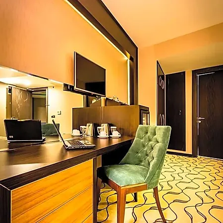 Lozengrad Otel 3*